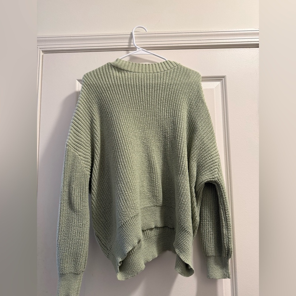 Women's Green Sweater